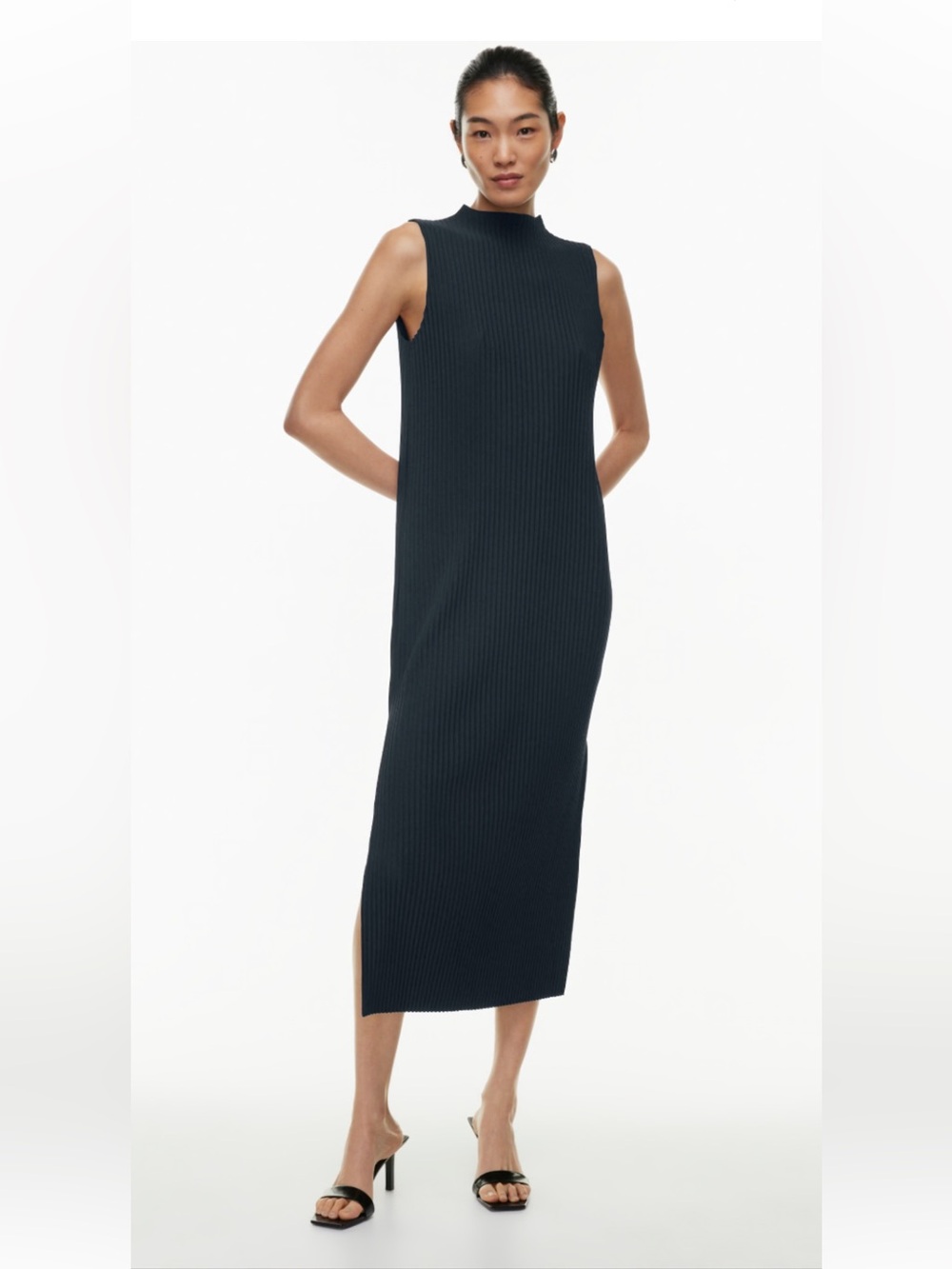 NWT Aritzia Babaton Optimize Dress Size XS Mockneck Plisse Pleated In Dark Navy